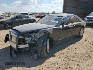 2015 Rolls-Royce Ghost z VIN SCA664S53FUX53197, wystawiony jako Copart lot #72152444 z przebiegiem 39 280 mil mil oraz Szkody całkowita. Historia ofert i sprzedaży dostępna na DreamBid. Obrazek 1.