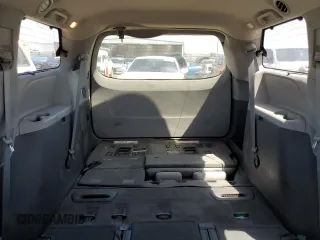 2017 Toyota Sienna XLE with VIN 5TDDZ3DC8HS168698, listed as a Copart auction lot 58201365 with 239,260 mi miles and Salvage title. Bid and sale history available at DreamBid. Image 10.