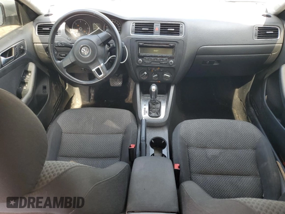 2012 Volkswagen Jetta Comfortline with VIN 3VWDL7AJ0CM375068, listed as a Copart auction lot 57349685 with 370,214 mi miles and Salvage title. Bid and sale history available at DreamBid. Image 8.