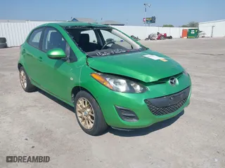 2012 Mazda Mazda2 Sport with VIN JM1DE1KY7C0150994, listed as a IAAI auction lot 40151812 with 98,923 mi miles. Bid and sale history available at carsss.com. Image 1.