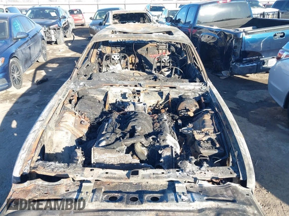 1998 Jaguar XJ with VIN SAJHX6241WC843943, listed as a IAAI auction lot 41687737 with Not provided miles and . Bid and sale history available at DreamBid. Image 10.