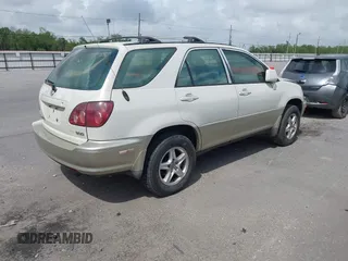 2000 Lexus RX 300 with VIN JT6GF10U9Y0046113, listed as a IAAI auction lot 41974768 with 247,766 mi miles and . Bid and sale history available at DreamBid. Image 4.