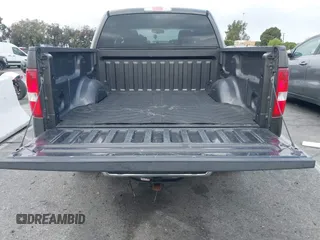 2005 Ford F-150 XLT with VIN 1FTPW12505KE81102, listed as a IAAI auction lot 42200085 with 88,030 mi miles and . Bid and sale history available at carsss.com. Image 12.