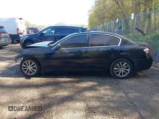 2007 Infiniti G35 Journey with VIN JNKBV61E67M711534, listed as a IAAI auction lot 42044888 with 160,300 mi miles. Bid and sale history available at carsss.com. Image 14.
