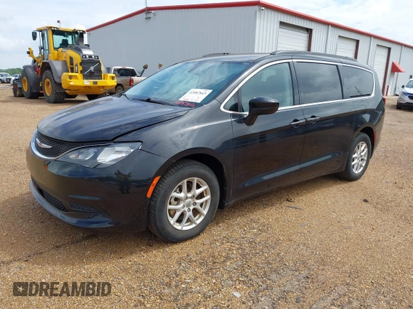 2021 Chrysler Voyager LXI with VIN 2C4RC1DG3MR516831, listed as a IAAI auction lot 42087843 with 78,119 mi miles. Bid and sale history available at carsss.com. Image 18.