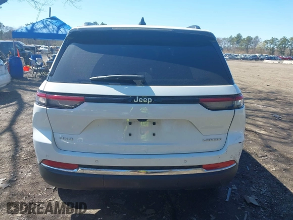 2024 Jeep Grand Cherokee Laredo z VIN 1C4RJHAG3RC179449, wystawiony jako IAAI lot #41982811 z przebiegiem 26 518 mil mil oraz . Historia ofert i sprzedaży dostępna na DreamBid. Obrazek 16.