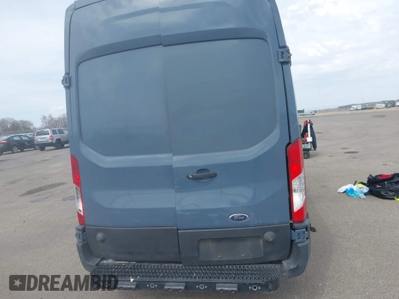 2019 Ford Transit с VIN 1FTYR3XM1KKB78350, выставлен на аукционе IAAI как лот 41958157 с пробегом 82 124 миль миль и . История ставок и продаж доступна на DreamBid. Изображение 16.