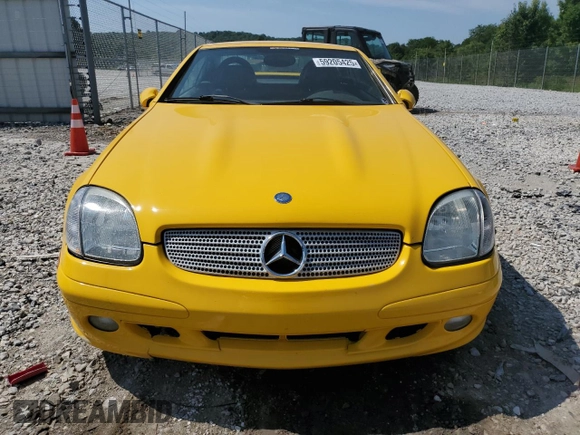 2001 Mercedes-Benz SLK 230/320 with VIN WDBKK65F61F191519, listed as a Copart auction lot 59205425 with 159,403 mi miles and Clean title. Bid and sale history available at DreamBid. Image 5.