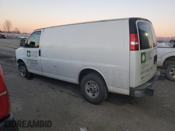 2016 GMC Savana Cargo with VIN 1GTW7AFF4G1172124, listed as a Copart auction lot 42565325 with 94,529 mi miles and Salvage Title. Bid and sale history available at carsss.com. Image 2.