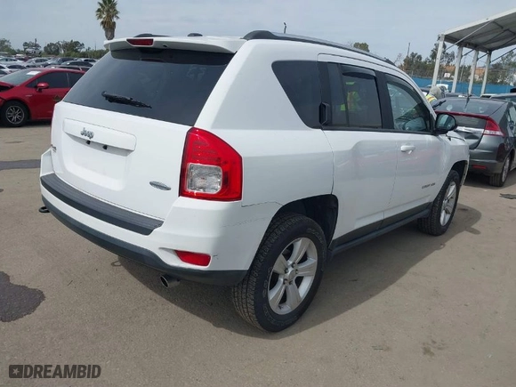 2012 Jeep Compass Latitude with VIN 1C4NJDEB1CD697955, listed as a IAAI auction lot 41655952 with 78,525 mi miles. Bid and sale history available at carsss.com. Image 4.