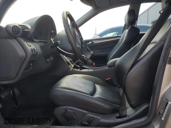 2004 Mercedes-Benz C 230 Kompressor with VIN WDBRF40J64A564613, listed as a Copart auction lot 59876525 with 140,525 mi miles and Clean title. Bid and sale history available at DreamBid. Image 7.