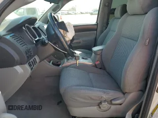 2007 Toyota Tacoma PreRunner z VIN 5TEJU62N37Z399808, wystawiony jako Copart lot #56256125 z przebiegiem 175 093 mil mil oraz Szkoda całkowita • Salvage title. Historia ofert i sprzedaży dostępna na DreamBid. Obrazek 7.