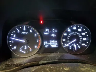 2018 Hyundai Elantra SE z VIN KMHD74LFXJU512214, wystawiony jako Copart lot #50539025 z przebiegiem 76 068 mil mil oraz Szkoda całkowita • Salvage title. Historia ofert i sprzedaży dostępna na DreamBid. Obrazek 9.