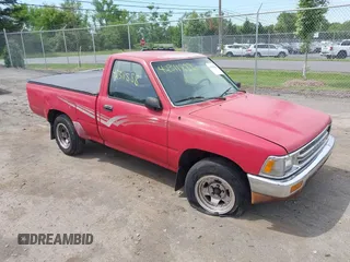 1989 Toyota Pickup with VIN JT4RN81D8K5025856, listed as a IAAI auction lot 42311888 with 228,299 mi miles and . Bid and sale history available at DreamBid. Image 1.