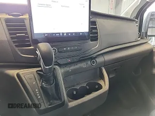 2023 Ford Transit Cargo с VIN 1FTBR1Y81PKA72158, выставлен на аукционе IAAI как лот 42526405 с пробегом 52 669 миль миль и . История ставок и продаж доступна на DreamBid. Изображение 12.