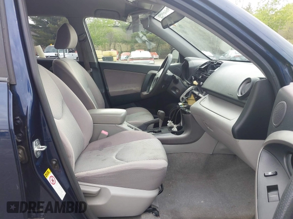 2007 Toyota RAV4 with VIN JTMBD33V175108758, listed as a IAAI auction lot 42219410 with 171,727 mi miles. Bid and sale history available at carsss.com. Image 5.