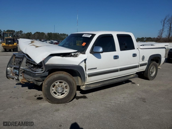 2002 Chevrolet Silverado 1500HD LS with VIN 1GCGC13UX2F125386, listed as a Copart auction lot 46446885 with 0 mi miles and Salvage Title. Bid and sale history available at carsss.com. Image 1.