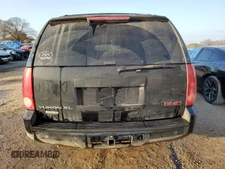 2014 GMC Yukon XL SLT with VIN 1GKS1KE07ER227834, listed as a Copart auction lot 45570165 with 231,467 mi miles and Salvage Title. Bid and sale history available at carsss.com. Image 6.