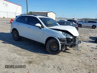 2017 Porsche Cayenne with VIN WP1AA2A24HKA86733, listed as a IAAI auction lot 41499407 with 94,004 mi miles. Bid and sale history available at carsss.com. Image 1.