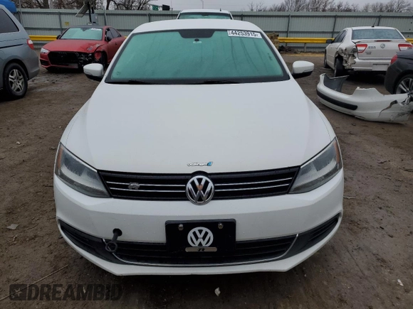 2013 Volkswagen Jetta Sedan SE with VIN 3VWDP7AJXDM418532, listed as a Copart auction lot 44253915 with 103,310 mi miles and Salvage Title. Bid and sale history available at carsss.com. Image 5.