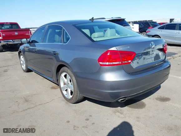 2014 Volkswagen Passat SE w/Sunroof with VIN 1VWBT7A34EC110750, listed as a IAAI auction lot 41754525 with 101,416 mi miles. Bid and sale history available at carsss.com. Image 3.