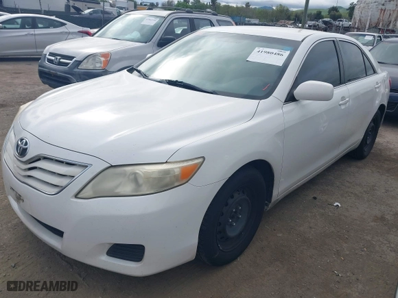 2011 Toyota Camry LE with VIN JTNBF3EK8B3012039, listed as a IAAI auction lot 41980486 with 1 mi miles. Bid and sale history available at carsss.com. Image 2.
