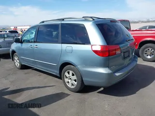 2005 Toyota Sienna CE with VIN 5TDZA23C15S237882, listed as a IAAI auction lot 41988071 with 223,490 mi miles. Bid and sale history available at carsss.com. Image 3.