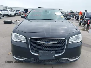 2016 Chrysler 300 Limited with VIN 2C3CCAAG7GH219523, listed as a IAAI auction lot 41932271 with 158,082 mi miles. Bid and sale history available at carsss.com. Image 12.