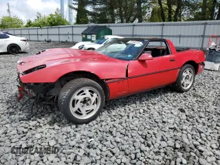1988 Chevrolet Corvette z VIN 1G1YY2186J5112195, wystawiony jako Copart lot #55990205 z przebiegiem Nie podano mil oraz Szkoda całkowita • Salvage title. Historia ofert i sprzedaży dostępna na DreamBid. Obrazek 1.