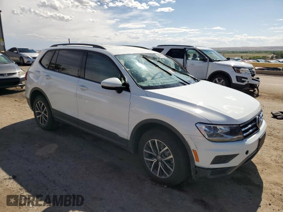 2021 Volkswagen Tiguan S z VIN 3VV1B7AX8MM065752, wystawiony jako Copart lot #62013905 z przebiegiem Nie podano mil oraz Szkoda całkowita • Salvage title. Historia ofert i sprzedaży dostępna na DreamBid. Obrazek 4.