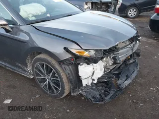 2021 Toyota Camry SE z VIN 4T1G11BK8MU030308, wystawiony jako IAAI lot #41419236 z przebiegiem 32 624 mil mil oraz . Historia ofert i sprzedaży dostępna na DreamBid. Obrazek 6.