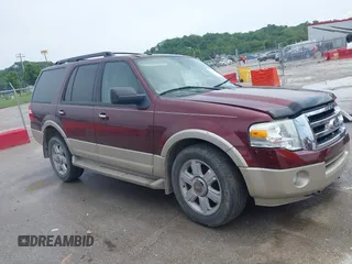 2010 Ford Expedition Eddie Bauer z VIN 1FMJU1J53AEA43322, wystawiony jako IAAI lot #42210044 z przebiegiem 216 195 mil mil oraz . Historia ofert i sprzedaży dostępna na DreamBid. Obrazek 14.