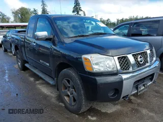 2005 Nissan Titan SE с VIN 1N6AA06B65N501296, выставлен на аукционе IAAI как лот 42297871 с пробегом 147 167 миль миль и . История ставок и продаж доступна на DreamBid. Изображение 1.