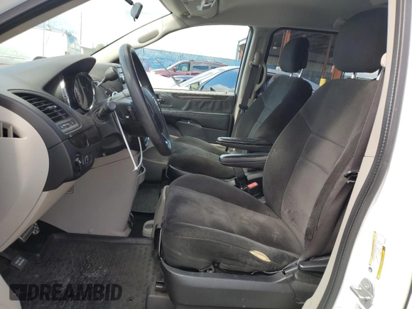 2016 Dodge Grand Caravan SE with VIN 2C4RDGBG8GR342648, listed as a Copart auction lot 46919475 with 117,305 mi miles and Salvage Title. Bid and sale history available at DreamBid. Image 7.