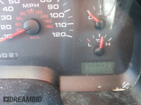 2006 Ford F-150 STX with VIN 1FTRX14W76NA63731, listed as a IAAI auction lot 41351456 with 390,659 mi miles. Bid and sale history available at carsss.com. Image 7.