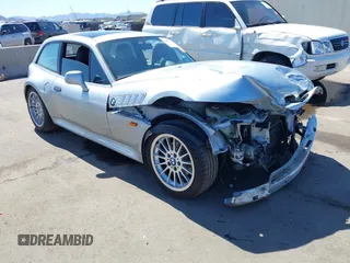 1999 BMW Z3 z VIN 4USCK5336XLG12042, wystawiony jako IAAI lot #41837743 z przebiegiem 107 419 mil mil oraz . Historia ofert i sprzedaży dostępna na DreamBid. Obrazek 1.