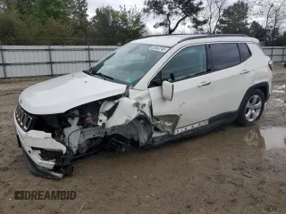 2020 Jeep Compass Latitude with VIN 3C4NJDBB8LT197354, listed as a Copart auction lot 52043745 with 82,189 mi miles and Salvage Title. Bid and sale history available at DreamBid. Image 1.