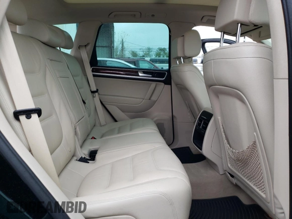 2013 Volkswagen Touareg Lux with VIN WVGEF9BP0DD002814, listed as a Copart auction lot 83015434 with 143,320 mi miles and Salvage Title. Bid and sale history available at DreamBid. Image 10.