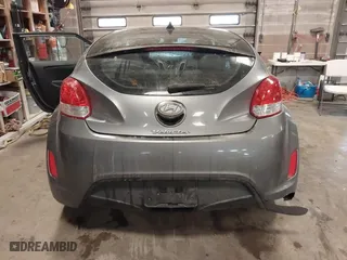2016 Hyundai Veloster with VIN KMHTC6AD8GU267426, listed as a IAAI auction lot 41349385 with 114,245 mi miles. Bid and sale history available at carsss.com. Image 17.