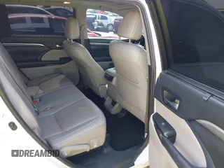 2019 Toyota Highlander Limited with VIN 5TDDZRFH5KS958544, listed as a IAAI auction lot 42094765 with 110,364 mi miles and . Bid and sale history available at DreamBid. Image 8.