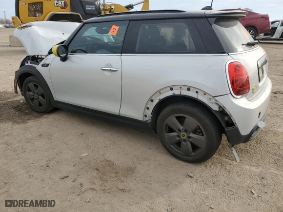 2022 MINI Hardtop 2 Door Cooper SE with VIN WMW13DJ08N2R47362, listed as a Copart auction lot 80726734 with 0 mi miles and Salvage Title. Bid and sale history available at carsss.com. Image 2.