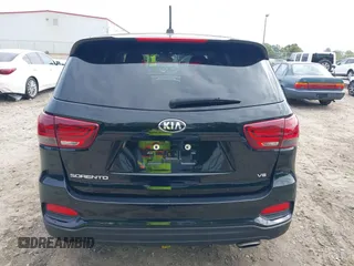2019 Kia Sorento LX V6 with VIN 5XYPGDA55KG487091, listed as a IAAI auction lot 42007536 with 94,711 mi miles. Bid and sale history available at carsss.com. Image 16.