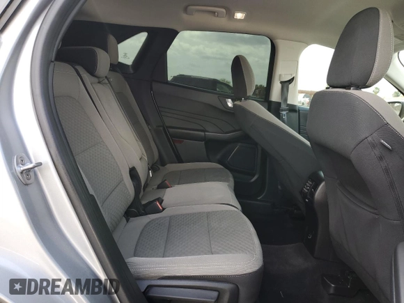 2021 Ford Escape SE z VIN 1FMCU0G60MUB26476, wystawiony jako Copart lot #45902945 z przebiegiem 45 638 mil mil oraz Czysty tytuł • Clean title. Historia ofert i sprzedaży dostępna na DreamBid. Obrazek 11.