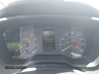 2025 Toyota Corolla LE z VIN 5YFB4MDE0SP287827, wystawiony jako IAAI lot #42495435 z przebiegiem 7 062 mil mil oraz . Historia ofert i sprzedaży dostępna na DreamBid. Obrazek 7.