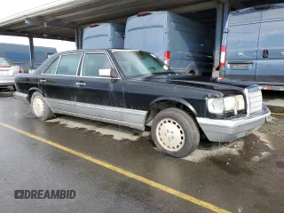 1987 Mercedes-Benz 560 with VIN WDBCA39D4HA360359, listed as a Copart auction lot 80772324 with 203,669 mi miles and Clean Title. Bid and sale history available at DreamBid. Image 4.