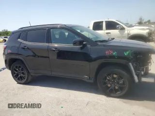 2023 Jeep Compass Latitude с VIN 3C4NJDBN4PT545862, выставлен на аукционе Copart как лот 57209695 с пробегом 11 138 миль миль и Списание • Salvage title. История ставок и продаж доступна на DreamBid. Изображение 4.