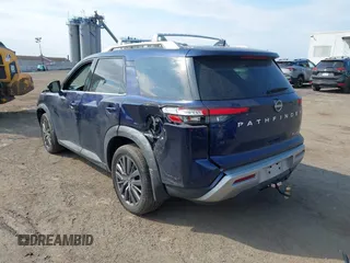 2022 Nissan Pathfinder SL z VIN 5N1DR3CD1NC219638, wystawiony jako IAAI lot #41691060 z przebiegiem 38 365 mil mil oraz . Historia ofert i sprzedaży dostępna na DreamBid. Obrazek 3.