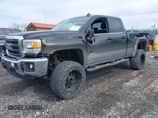 2015 GMC Sierra 1500 SLE z VIN 1GTV2UEC1FZ321141, wystawiony jako IAAI lot #41814049 z przebiegiem 91 173 mil mil oraz . Historia ofert i sprzedaży dostępna na DreamBid. Obrazek 21.