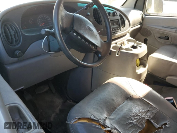 2000 Ford Econoline Cargo with VIN 1FTRE14L2YHB70344, listed as a Copart auction lot 87704865 with 179,233 mi miles and Non repairable. Bid and sale history available at DreamBid. Image 8.