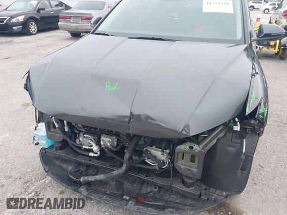 2022 Hyundai Tucson SE with VIN 5NMJA3AE9NH068012, listed as a IAAI auction lot 41173239 with 44,137 mi miles and . Bid and sale history available at carsss.com. Image 6.